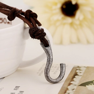 Retro punk genuine leather necklace with distressed silver alloy hook pendant for men