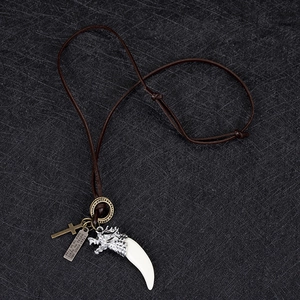 Collier rétro en cuir pour homme avec pendentif tête de dragon argentée et dent de loup