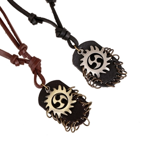 Men Vintage Retro Punk Rock Genuine Leather Pendant Necklace Alloy Sun Gear Charm Handmade Adjustable Long Rope Chain Jewelry