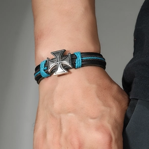 Handmade men's multi-layer braided leather bracelet with vintage metal cross charm