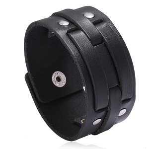 Vintage Men Punk Cowhide Leather Bracelet Wide Multi-layer Wristband With Metal Rivets Retro Rock Biker Jewelry