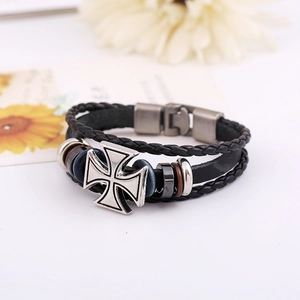 Bracelet multicouche en cuir noir rétro pour homme avec pendentif croix et perles