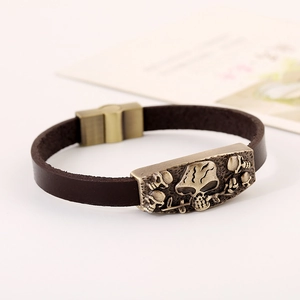 Bracciale punk da uomo in pelle marrone con teschio e fibbia in rilievo bronzo