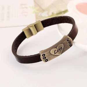 Bracelet vintage en cuir marron avec gravure cœur Love et fermoir magnétique bronze