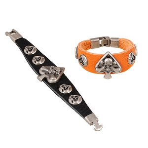 Bracelet en Cuir de Vache Punk Vintage pour Hommes Femmes Alliage Crâne As de Pique Rivets Vieillis Bijoux Gothic Rock