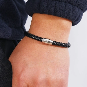 Men's minimalist multilayer braided black leather bracelet with silver magnetic metal clasp