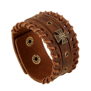 Vintage Men's Wide Cowhide Leather Bracelet Handcrafted Braided Edge Metal Cross Charm Punk Rivet Wristband Jewelry