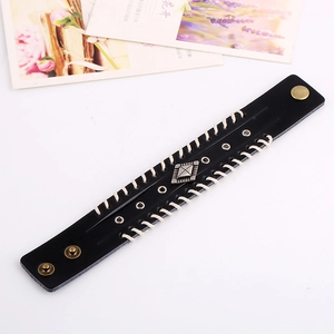 Bracelet punk rétro en cuir noir large avec coutures croisées et rivets en métal