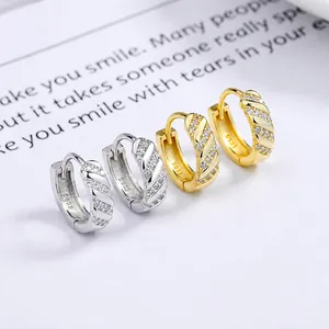 Gedrehte Creolen aus 925er Sterlingsilber mit Zirkon-Besatz in Gold und Silber-Optik