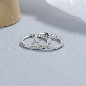 925 Silber Creolen besetzt mit Diamanten und zarten weißen Perlen für Damen