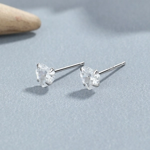 925 Sterling Silver Heart Stud Earrings with Clear Zirconia Gemstones and S925 Hallmarking