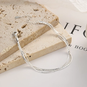 Elegante bracciale multistrato in argento sterling 925 con catena a serpente e chiusura