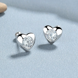 925 sterling silver heart stud earrings featuring a brilliant round-cut cubic zirconia