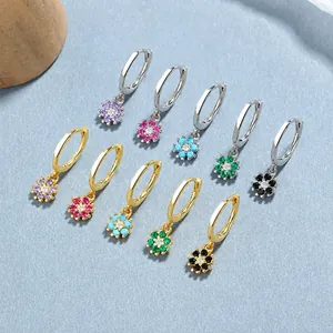 Boucles d'oreilles créoles en argent 925 avec fleurs en zircon coloré et finitions variées