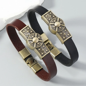 Vintage Lederarmbänder mit Bronze-Sternenanhängern in Schwarz und Dunkelbraun