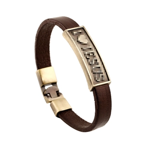 Bracelet Homme en Cuir de Vache Vintage Alliage Plaque Métallique Religieuse Cœur Lettre Charme Jonc Punk Rétro Bijoux Accessoires