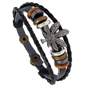 Bracciale in Pelle di Vacchetta Intrecciato Multistrato Retro Per Uomo Donna Ciondolo Foglia Lega Gioielli Stile Punk
