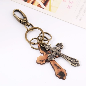 Porte-clés croix punk vintage en alliage de bronze antique et cuir marron usé
