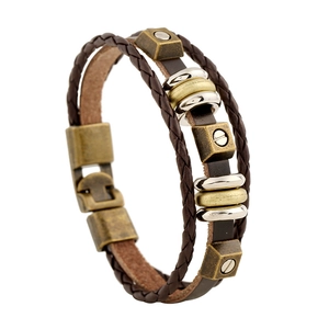 Bracciale in Pelle Intrecciata Multistrato Vintage Punk Dettaglio Vite Rivetto in Lega Stile Industriale Retrò Gioielli Unisex