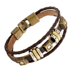 Bracciale multistrato in pelle intrecciata da uomo con ciondoli in metallo stile vintage