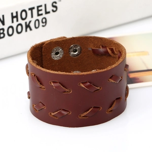 Bracelet large homme en cuir tressé rétro marron foncé avec boutons-pression en métal