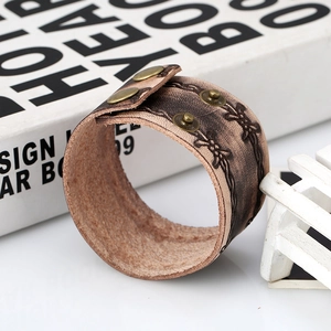Vintage punk wide brown leather bracelet with adjustable double snap buttons for men