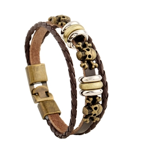 Punk vintage multilayer braided leather bracelet with bronze skulls and metal clasp