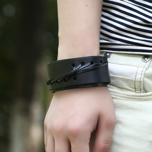 Men's retro punk black wide leather bracelet with woven details on the wrist