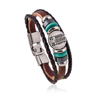 Vintage Handgemacht Geflochten Rindsleder Armband Legierung Anhänger Mehrlagig Ethno-Stil Armband Für Herren Damen Alltag Schmuck