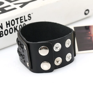 Retro multi-layer woven leather punk bracelet with adjustable silver metal snaps