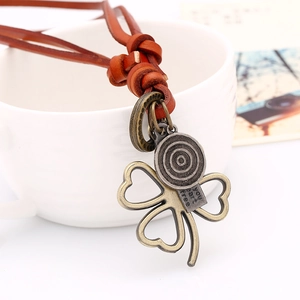 Long collier en cuir marron ajustable avec pendentif trèfle à quatre feuilles bronze