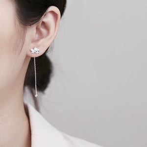 Boucles d'oreilles pampilles lotus en argent sterling 925 avec design floral élégant