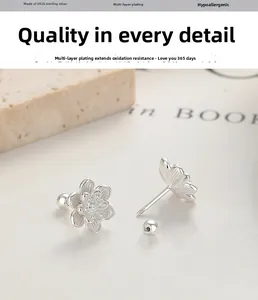Macro de boucles d'oreilles lotus en argent sterling S925 avec placage multicouche