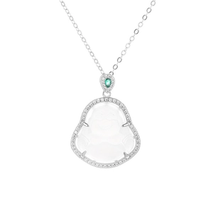Collana in argento 925 con pendente Buddha in calcedonio bianco e gemma verde