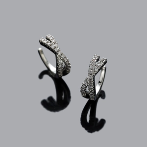 Boucles d'oreilles croisées serties de diamants pour hommes et femmes style de luxe