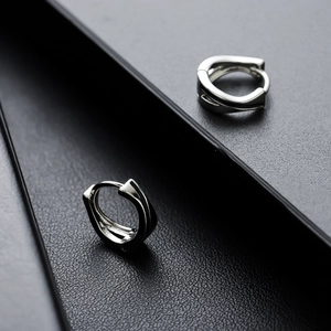 Minimalist silver geometric hoop earrings for men and women with polished finish