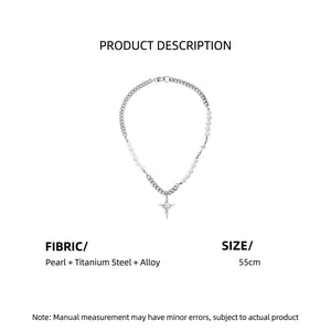 Collana con pendente a croce in acciaio al titanio e perle, lunghezza 55cm
