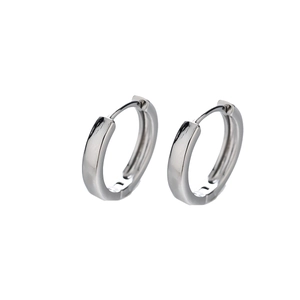 Boucles d'oreilles créoles huggie argentées minimalistes avec finition miroir polie
