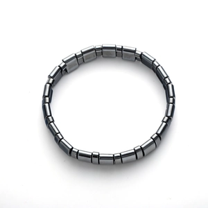 Minimalistisches schwarzes Hämatit-Magnetarmband mit rechteckigen Perlen für Damen und Herren