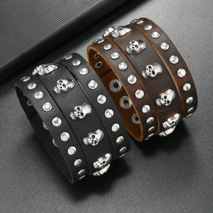 Punk vintage wide leather bracelet set with silver skull studs in black and brown