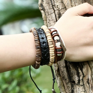 Ensemble de bracelets multicouches en cuir tressé pour homme avec perles et breloques