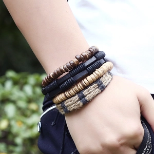 Retro multi-layer men's bracelet set with brown wood beads, leather and hemp rope
