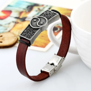 Retro brown leather bracelet with silver yin yang tai chi pendant and stainless steel clasp