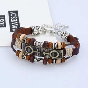 Bracelet multicouche en cuir avec perles en bois et breloque symbole de genre rétro