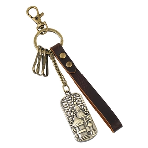 Vintage Genuine Leather Keychain Antique Bronze Alloy St Basil Cathedral Architecture Relief Pendant For Men Women Car Bag Accessory