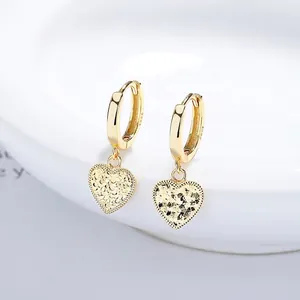 Boucles d'Oreilles Créoles Huggie en Argent Sterling S925 Cœur pour Femmes Texture Glace Pilée Strass Bijoux Élégants Cadeau