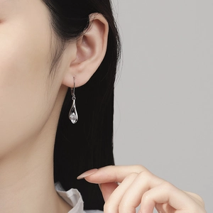 Elegant S925 sterling silver teardrop earrings with sparkling marquise cut zircon stones