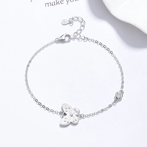 925 sterling silver butterfly bracelet with sparkling crystal and adjustable chain
