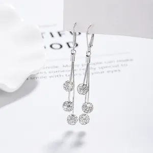 Boucles d'oreilles Shamballa en argent 925 avec trois perles pavées de cristaux brillants