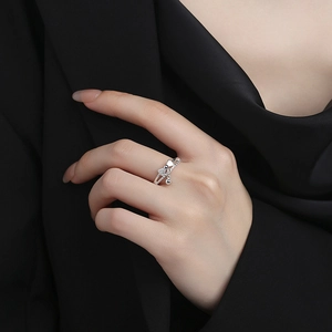 925 silver double-layer bow ring with small round bead pendant worn on index finger